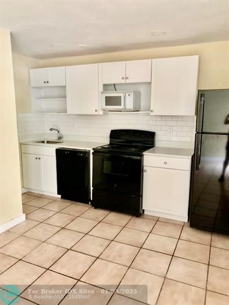 Details for 113 27th Ave  1, Fort Lauderdale, FL 33311