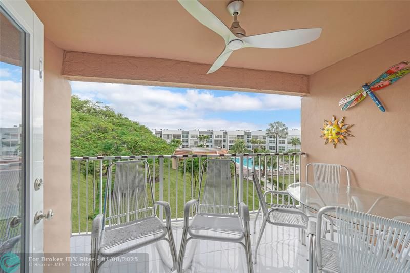 Image 11 of 26 For 6650 Royal Palm Blvd  306c