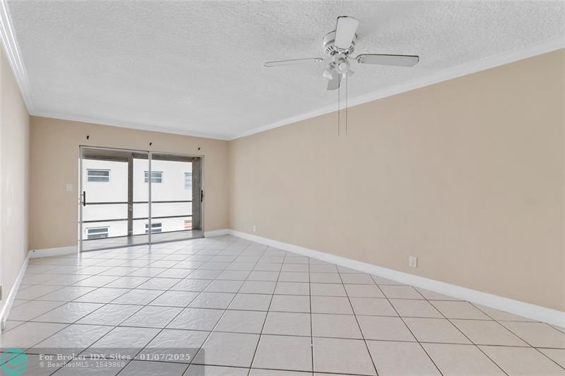 Image 11 of 31 For 5800 Margate Blvd  231-2