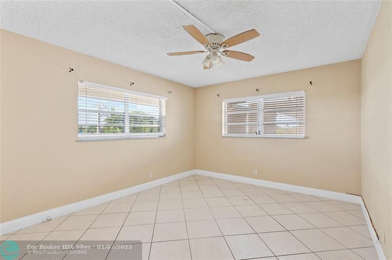 Image 9 of 31 For 5800 Margate Blvd  231-2