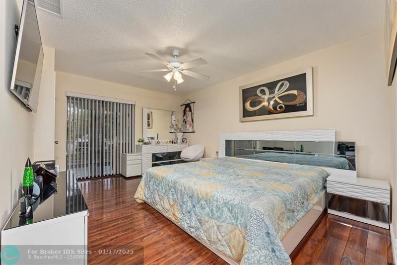 Image 16 of 26 For 3843 35th St  1522