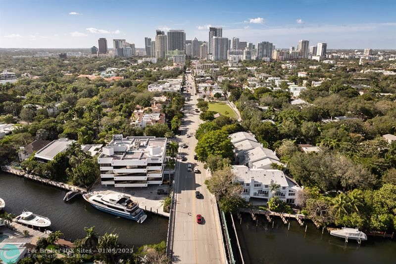 Image 40 of 44 For 1713 Las Olas Blvd  1713