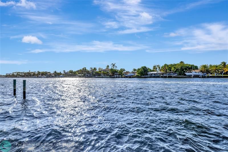 Details for 305 Riverside Dr, Pompano Beach, FL 33062