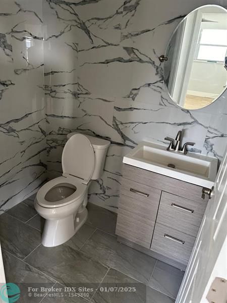 Image 6 of 6 For 608 Monaco M  608