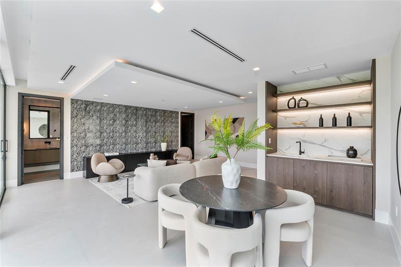 Image 38 of 81 For 681 Golden Harbour Drive