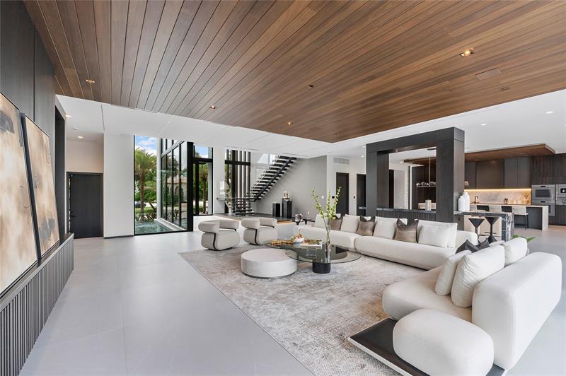 Image 71 of 81 For 681 Golden Harbour Drive