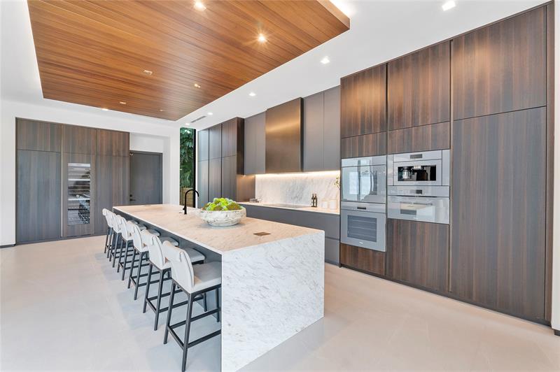 Image 79 of 81 For 681 Golden Harbour Drive