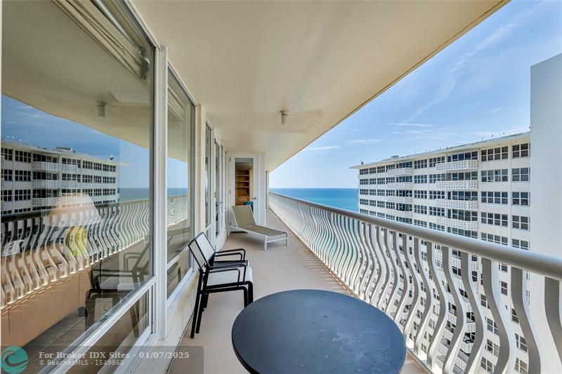 Image 20 of 65 For 4020 Galt Ocean Dr  1506