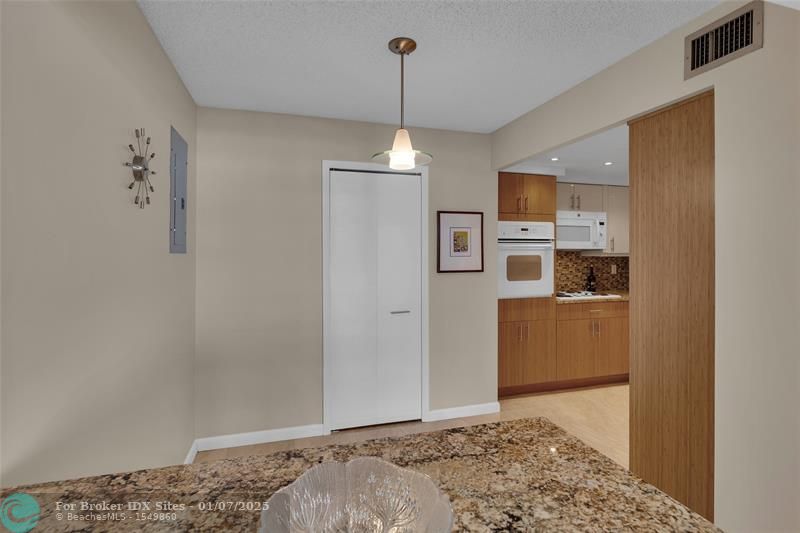 Image 43 of 65 For 4020 Galt Ocean Dr  1506