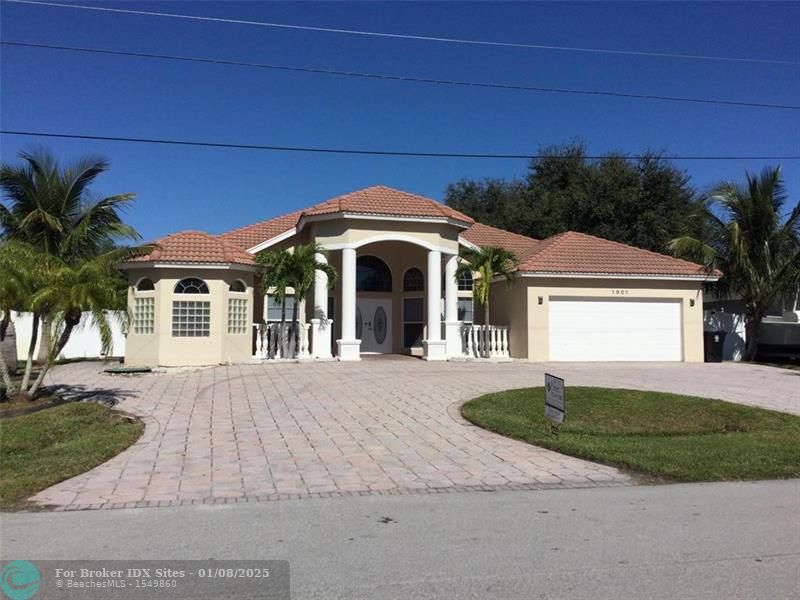 Details for 1901 Notre Dame Ave, Port St Lucie, FL 34953