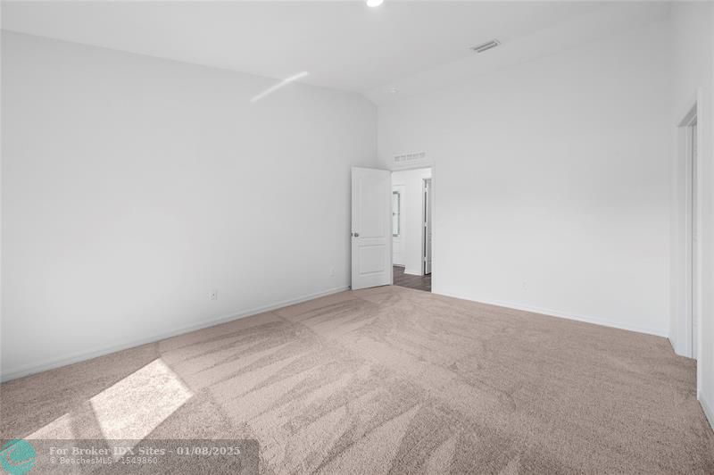 Image 14 of 18 For 7845 102nd Ct