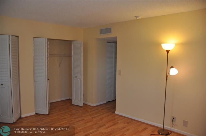 Image 11 of 21 For 3090 Holiday Springs Blvd  301