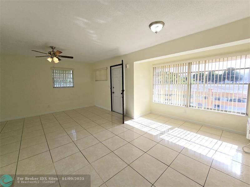 Details for 3000 43rd Ter  201, Lauderdale Lakes, FL 33313