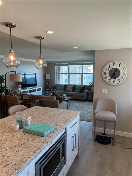 Image 10 of 35 For 5200 Ocean Blvd  914a