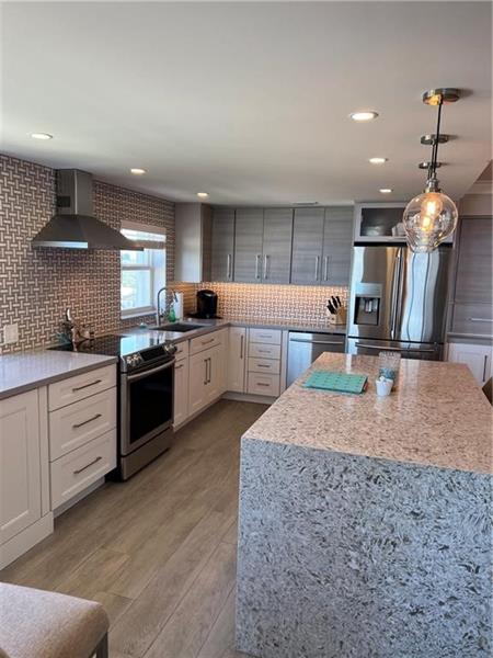 Image 11 of 35 For 5200 Ocean Blvd  914a