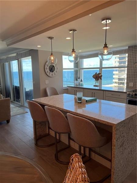 Image 17 of 35 For 5200 Ocean Blvd  914a