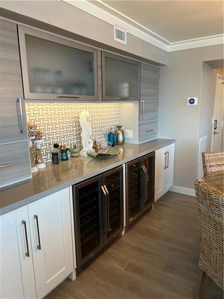 Image 18 of 35 For 5200 Ocean Blvd  914a