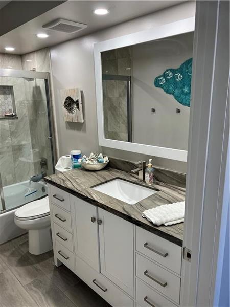 Image 20 of 35 For 5200 Ocean Blvd  914a