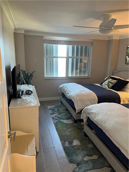 Image 21 of 35 For 5200 Ocean Blvd  914a