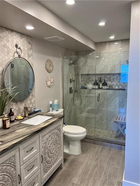 Image 27 of 35 For 5200 Ocean Blvd  914a