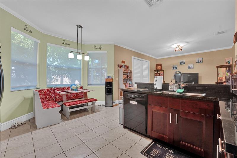 Image 14 of 41 For 15021 18th St