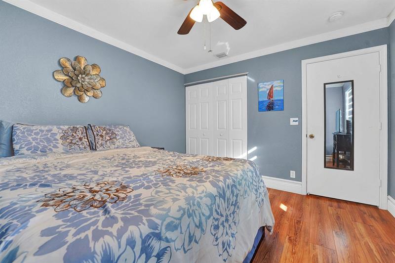 Image 22 of 41 For 15021 18th St