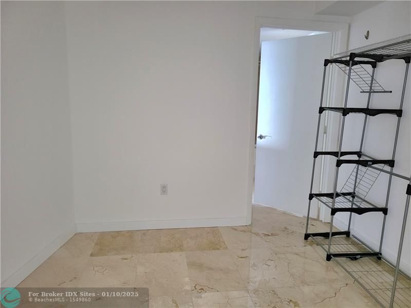 Image 11 of 24 For 1850 Ocean Dr  4406