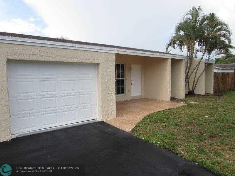 Details for 9881 4th St  , Pembroke Pines, FL 33024