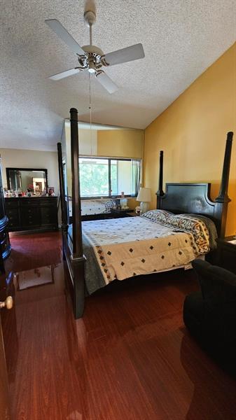 Image 12 of 15 For 11668 20th Dr  11668