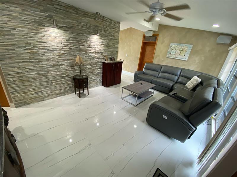 Image 20 of 26 For 2503 Andros Ln