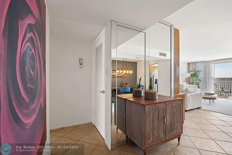 Image 11 of 21 For 18021 Biscayne Blvd  504