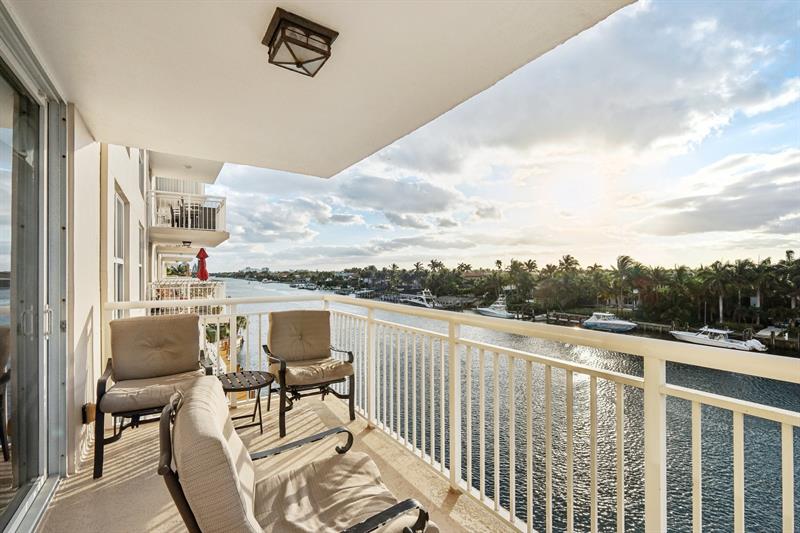 Image 35 of 39 For 1050 Hillsboro Mile  406w