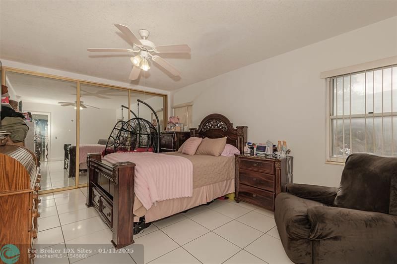 Image 17 of 28 For 212 57th Way