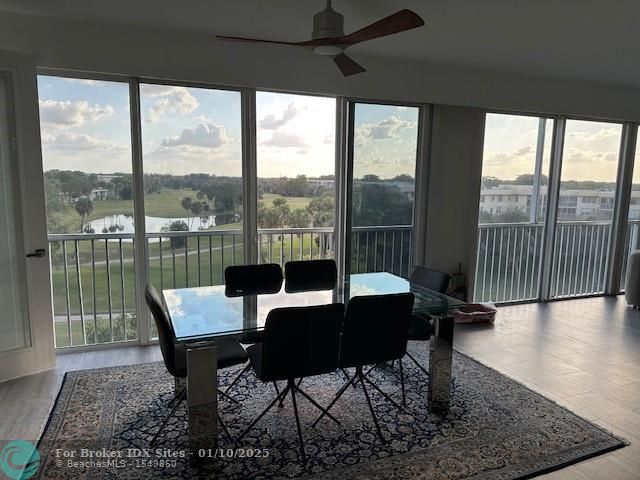 Image 21 of 78 For 4114 Palm Aire Dr  146b