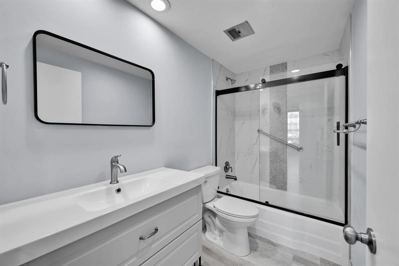 Image 11 of 29 For 3200 36th St  509