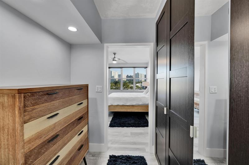 Image 17 of 29 For 3200 36th St  509