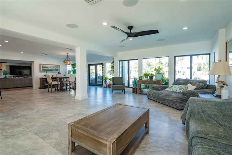 Image 14 of 68 For 2817 26th Ct