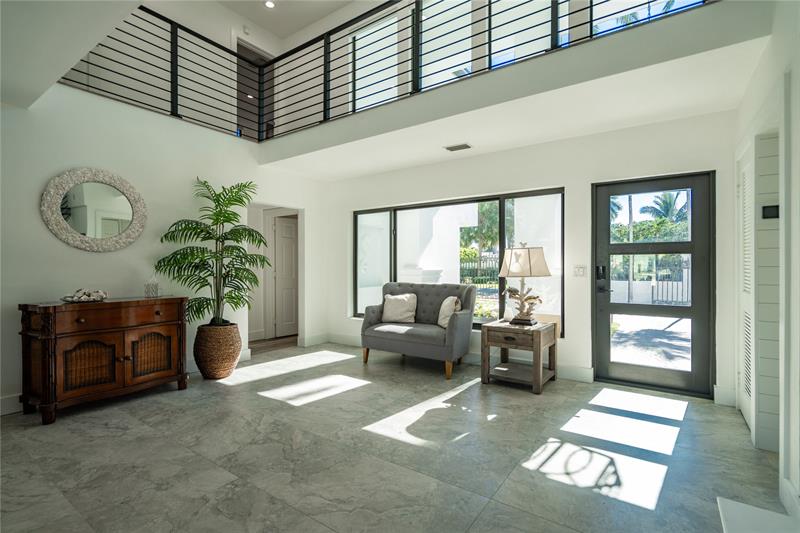 Image 21 of 68 For 2817 26th Ct