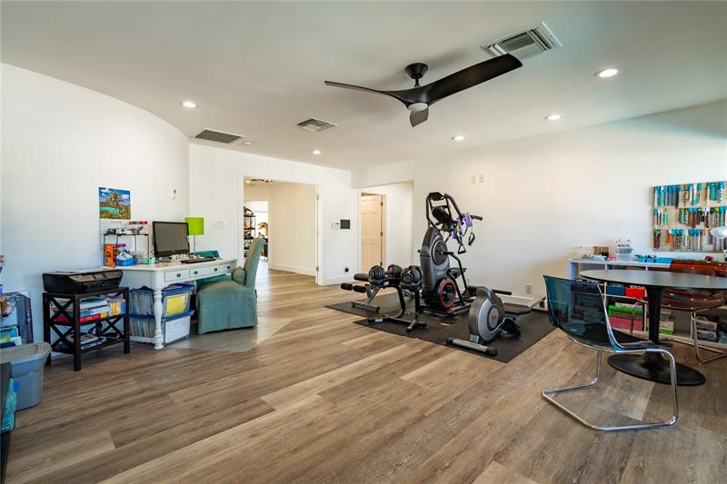 Image 37 of 68 For 2817 26th Ct