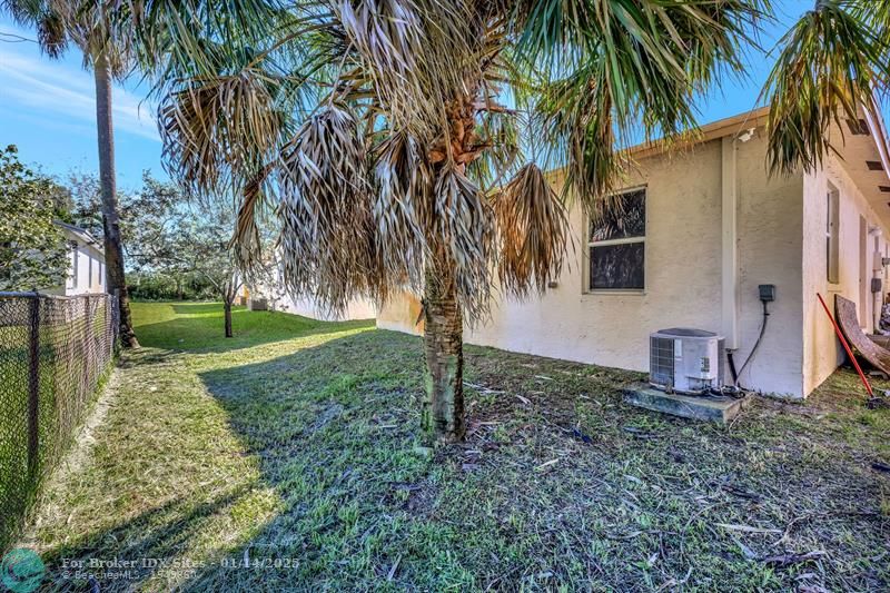 Image 11 of 13 For 2229 24th Ct