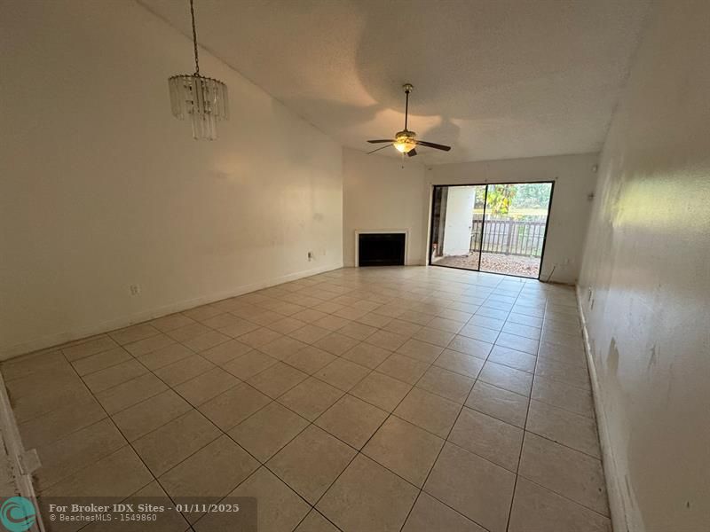 Image 16 of 18 For 4639 Pine Hills  108