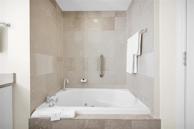 Image 17 of 27 For 505 Ft Lauderdale Bch Blvd  1912