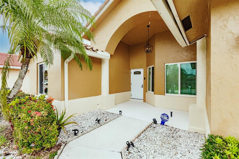 Image 7 of 42 For 5095 Rosen Blvd