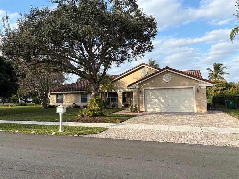 Image 3 of 52 For 1743 103rd Ln