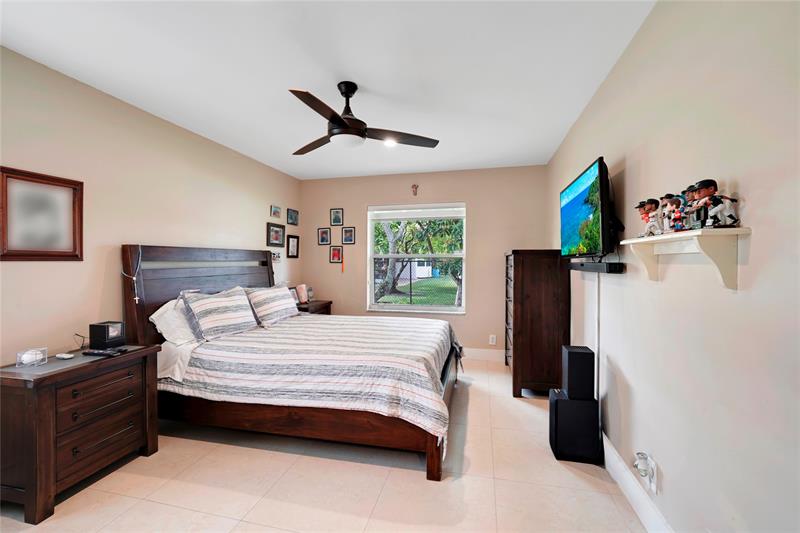 Image 31 of 52 For 1743 103rd Ln