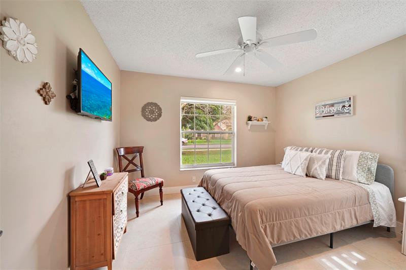 Image 32 of 52 For 1743 103rd Ln