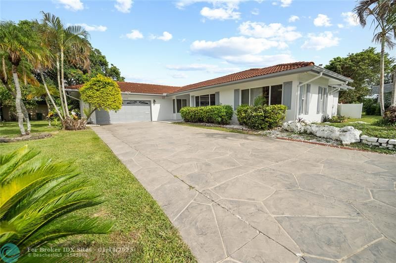 Image 4 of 27 For 5903 Breadfruit Cir