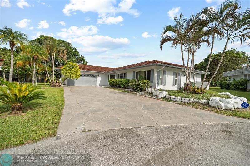 Image 5 of 27 For 5903 Breadfruit Cir