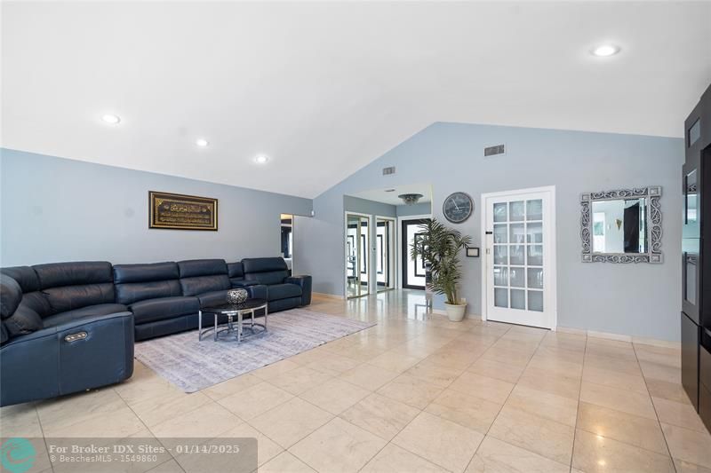 Image 9 of 27 For 5903 Breadfruit Cir