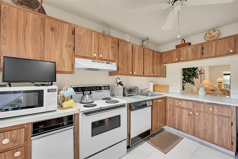 Image 18 of 30 For 9272 Vista Del Lago  28f